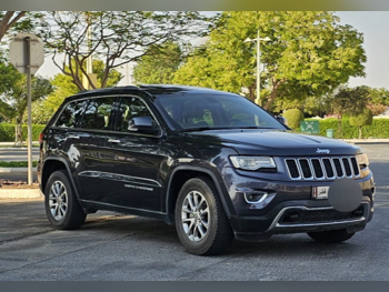 Jeep  Grand Cherokee  Limited  2014  Automatic  150,000 Km  6 Cylinder  Four Wheel Drive (4WD)  SUV  Gray