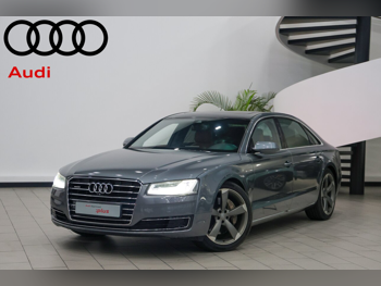 Audi  A8  4.0  2016  Automatic  120,000 Km  8 Cylinder  All Wheel Drive (AWD)  Sedan  Gray