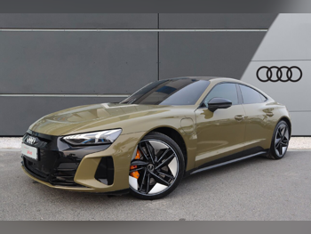 Audi  RS  E-tron GT  2022  Automatic  12,000 Km  0 Cylinder  All Wheel Drive (AWD)  Coupe / Sport  Green  With Warranty