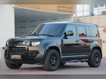 Land Rover  Defender  110 S  2024  Automatic  39,000 Km  6 Cylinder  Four Wheel Drive (4WD)  SUV  Black  With Warranty