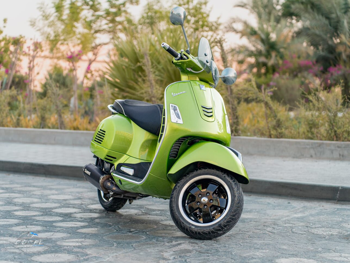Vespa  300 GTS -  2016 - Color Green