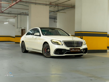 Mercedes-Benz  S-Class  500  2016  Automatic  97,000 Km  8 Cylinder  Rear Wheel Drive (RWD)  Sedan  White