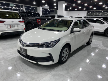 تويوتا  كورولا  اكس ال اي  2018  اوتوماتيك  63,000 كم  4 سلندر  سحب امامي  سيدان  أبيض