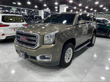 جي ام سي  يوكون  اس ال اي  2016  اوتوماتيك  246,000 كم  8 سلندر  دفع خلفي  اس يو في  أخضر زيتوني