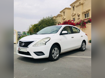 Nissan  Sunny  2019  Automatic  190,000 Km  4 Cylinder  Front Wheel Drive (FWD)  Sedan  White