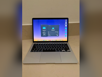 أجهزة الكمبيوتر المحمولة ابل  - ماك بوك اير  2021  - فضي  - نظام التشغيل ماك او اس  - أبل  - ام 1  -الذاكرة (رام): 8 جيجابابت