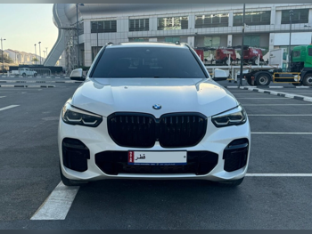 بي ام دبليو  الفئة - اكس  اكس 5  2022  اوتوماتيك  66,000 كم  6 سلندر  دفع رباعي  اس يو في  أبيض  تحت الضمان