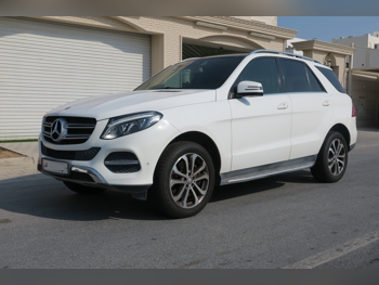 مرسيدس - بنز  جي ال اي  400  2016  اوتوماتيك  59,000 كم  6 سلندر  دفع رباعي  اس يو في  أبيض