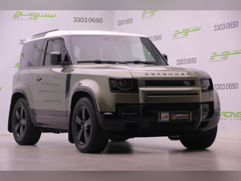 لاند روفر  ديفيندر  90 اتش اس اي  2021  اوتوماتيك  94,799 كم  6 سلندر  دفع رباعي  اس يو في  أخضر