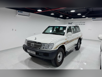 تويوتا  لاند كروزر  في اكس  2006  اوتوماتيك  350,000 كم  6 سلندر  دفع رباعي  اس يو في  أبيض  تحت الضمان