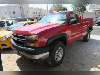 شفروليه  سلفرادو  2007  اوتوماتيك  192,000 كم  8 سلندر  دفع رباعي  بيكب  أحمر