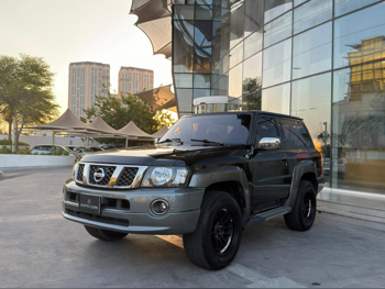 نيسان  باترول  سوبر سفاري  2021  اوتوماتيك  42,000 كم  6 سلندر  دفع رباعي  اس يو في  رمادي