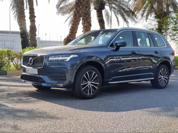 فولفو  اكس سي  90  2022  اوتوماتيك  14,500 كم  4 سلندر  دفع رباعي  اس يو في  ازرق  تحت الضمان