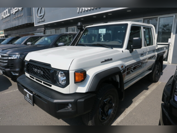 Toyota  Land Cruiser  LX  2025  Automatic  0 Km  4 Cylinder  Four Wheel Drive (4WD)  Pick Up  White  With Warranty