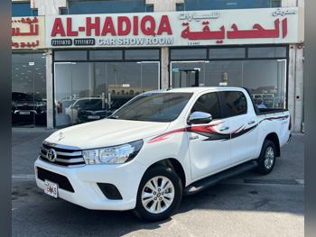 تويوتا  هاي لوكس  2023  اوتوماتيك  23,000 كم  4 سلندر  دفع رباعي  بيكب  أبيض