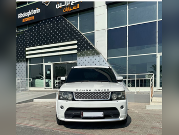 لاند روفر  رنج روفر  سبورت اوتوبايوغرافي  2013  اوتوماتيك  146,000 كم  8 سلندر  دفع رباعي  اس يو في  أبيض