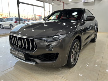 Maserati  Levante  S  2017  Automatic  100,000 Km  6 Cylinder  All Wheel Drive (AWD)  SUV  Gray
