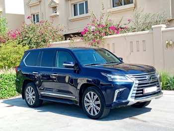 لكزس  ال اكس  570  2017  اوتوماتيك  155,000 كم  8 سلندر  دفع رباعي  اس يو في  أزرق غامق