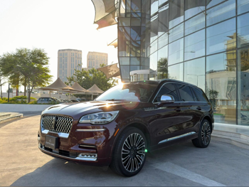 Lincoln  Aviator  Presidental  2020  Automatic  43,000 Km  6 Cylinder  Four Wheel Drive (4WD)  SUV  Maroon  With Warranty