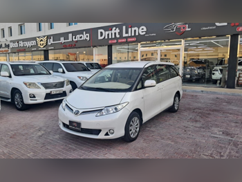 تويوتا  بريفا  2014  اوتوماتيك  180,000 كم  4 سلندر  سحب امامي  فان \ باص  أبيض