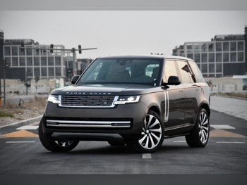 Land Rover  Range Rover  Vogue  Autobiography  2025  Automatic  0 Km  8 Cylinder  Four Wheel Drive (4WD)  SUV  Gray  With Warranty