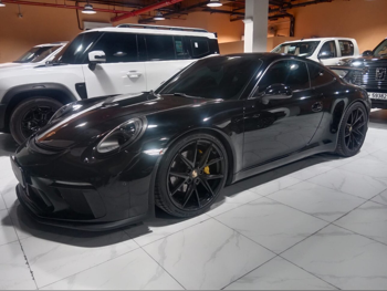 Porsche  911  2014  Manual  90,000 Km  6 Cylinder  Rear Wheel Drive (RWD)  Coupe / Sport  Black
