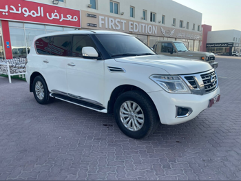 Nissan  Patrol  Platinum  2013  Automatic  449,000 Km  8 Cylinder  Four Wheel Drive (4WD)  SUV  White