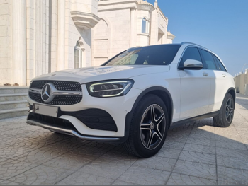 Mercedes-Benz  GLC  300  2020  Automatic  102,000 Km  4 Cylinder  Four Wheel Drive (4WD)  SUV  White