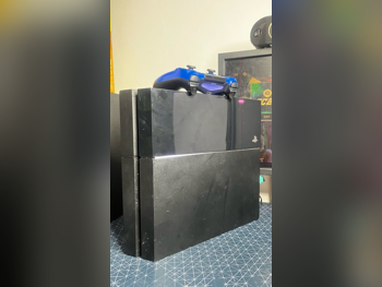 Video Games Consoles - Sony  - PlayStation 4  - 512 GB  -Included Controllers: 1