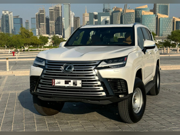 Lexus  LX  600 Luxury  2023  Automatic  82,000 Km  6 Cylinder  Four Wheel Drive (4WD)  SUV  White  With Warranty