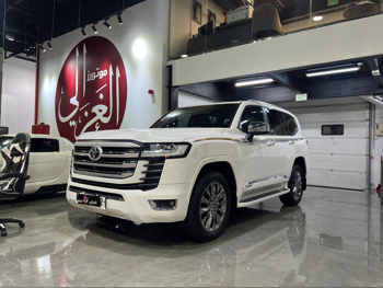 تويوتا  لاند كروزر  في اكس توين توربو  2023  اوتوماتيك  71,000 كم  6 سلندر  دفع رباعي  اس يو في  أبيض  تحت الضمان