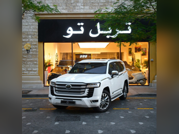 Toyota  Land Cruiser  VXR Twin Turbo  2024  Automatic  5,260 Km  6 Cylinder  Four Wheel Drive (4WD)  SUV  White  With Warranty