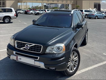 فولفو  اكس سي  90  2013  اوتوماتيك  147,000 كم  6 سلندر  دفع رباعي  اس يو في  رمادي  تحت الضمان