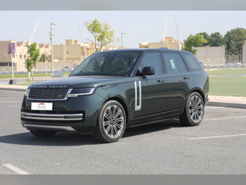 Land Rover  Range Rover  Vogue  Autobiography  2024  Automatic  62,000 Km  8 Cylinder  Four Wheel Drive (4WD)  SUV  Gray  With Warranty