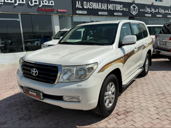 تويوتا  لاند كروزر  جي اكس  2010  اوتوماتيك  545,000 كم  6 سلندر  دفع رباعي  اس يو في  أبيض