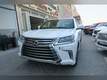 لكزس  ال اكس  570  2017  اوتوماتيك  186,000 كم  8 سلندر  دفع رباعي  اس يو في  أبيض