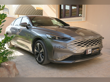 Kia  K8  2022  Automatic  59,000 Km  8 Cylinder  All Wheel Drive (AWD)  Sedan  Gray