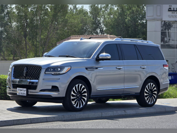 Lincoln  Navigator  2023  Automatic  6,000 Km  6 Cylinder  Four Wheel Drive (4WD)  SUV  Silver  With Warranty
