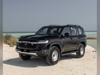 تويوتا  لاند كروزر  جي ار سبورت توين تيربو  2022  اوتوماتيك  46,000 كم  6 سلندر  دفع رباعي  اس يو في  أسود  تحت الضمان