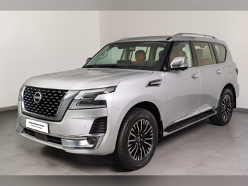 نيسان  باترول  اس اي بلاتينيوم  2022  اوتوماتيك  76,728 كم  6 سلندر  دفع رباعي  اس يو في  فضي  تحت الضمان