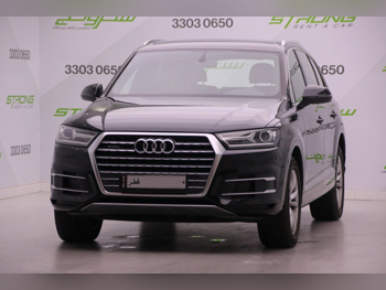 Audi  Q7  2019  Automatic  82,000 Km  4 Cylinder  Four Wheel Drive (4WD)  SUV  Black  With Warranty