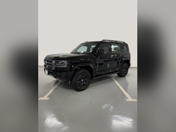 بي واي دي  دينزا  بي 5  2026  اوتوماتيك  300 كم  4 سلندر  دفع رباعي  اس يو في  أسود  تحت الضمان