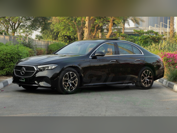 مرسيدس - بنز  اي - كلاس  200  2026  اوتوماتيك  0 كم  4 سلندر  دفع خلفي  سيدان  أسود