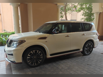 نيسان  باترول  نسمو  2016  اوتوماتيك  161,000 كم  8 سلندر  دفع رباعي  اس يو في  أبيض و أسود