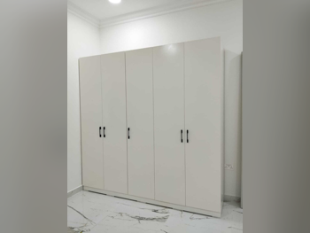 خزائن ودواليب الملابس والزينة - دوحة فيرنيتشر  - خزائن  - أبيض