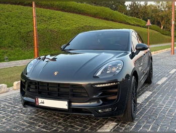 Porsche  Macan  GTS  2017  Automatic  64,000 Km  6 Cylinder  Four Wheel Drive (4WD)  SUV  Gray