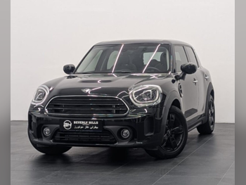 Mini  Cooper  CountryMan  2023  Automatic  33,100 Km  4 Cylinder  Front Wheel Drive (FWD)  Hatchback  Black  With Warranty