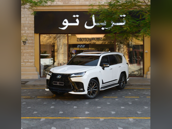 Lexus  LX  700 h  2025  Automatic  3,860 Km  6 Cylinder  Four Wheel Drive (4WD)  SUV  White  With Warranty