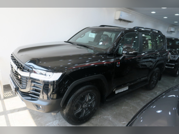 Toyota  Land Cruiser  GR Sport Twin Turbo  2025  Automatic  0 Km  6 Cylinder  Four Wheel Drive (4WD)  SUV  Black  With Warranty