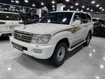 تويوتا  لاند كروزر  في اكس ار  2007  اوتوماتيك  398,000 كم  8 سلندر  دفع رباعي  اس يو في  أبيض